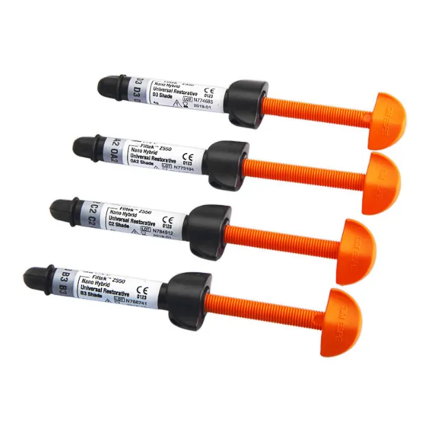 3M Filtek Z550 Nano Hibrit Üniversal Kompozit 4 gr photo