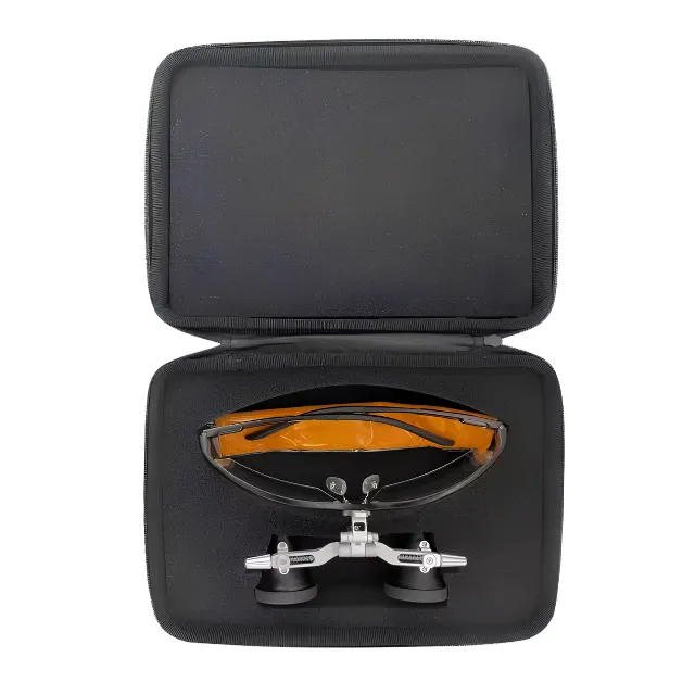 Eighteeth Brilliance Loupe  2