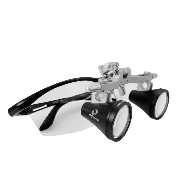 Eighteeth Brilliance Loupe  photo