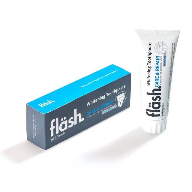 White Smile Flash Whitening Toothpaste photo